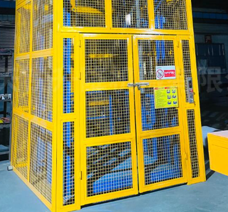 洛阳货梯可以安装在室外吗